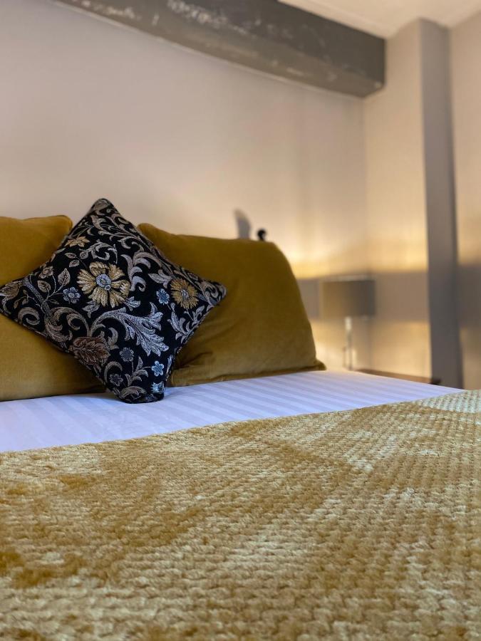 White Hart Hotel 3*