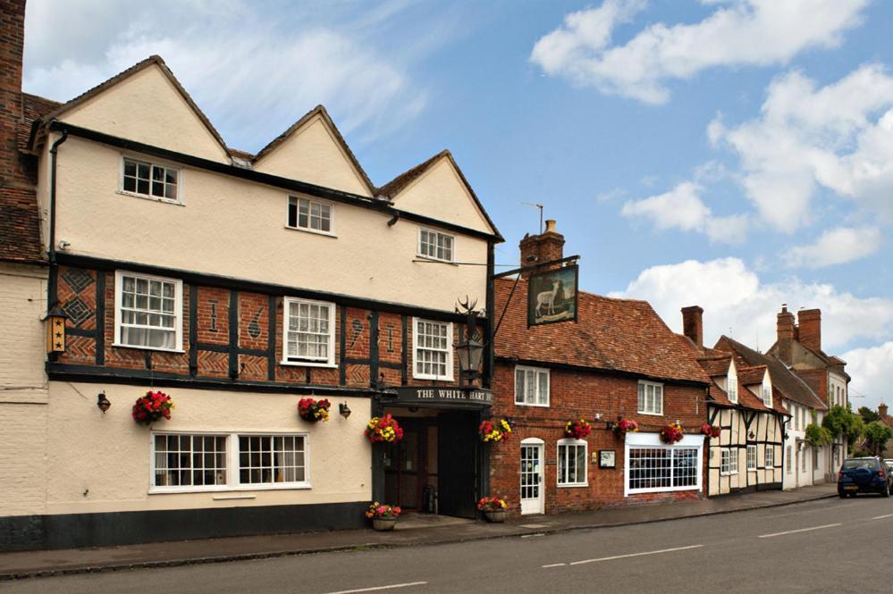 White Hart Hotel 3*